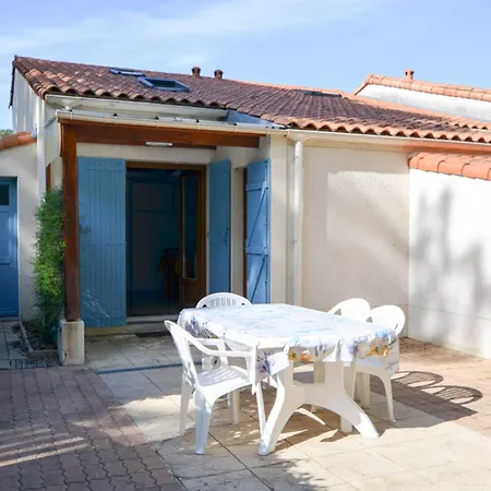 Maison Pour 6 A La Palmyre Avec Terrasse Et Parking - Fr-1-705-56